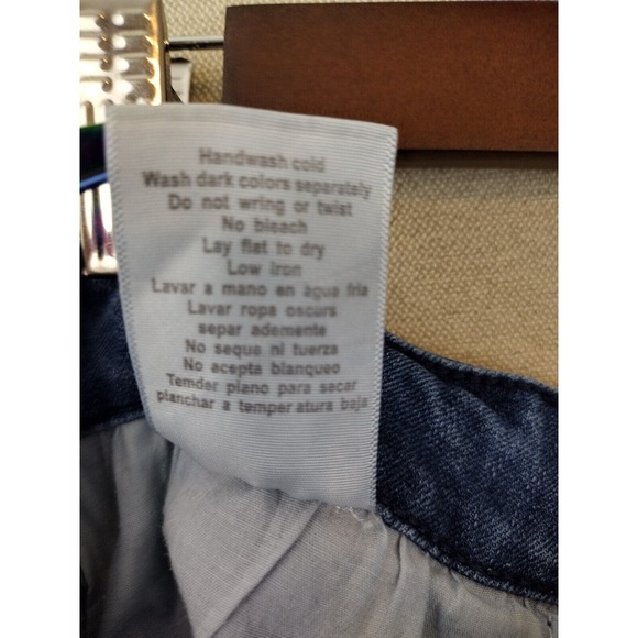 Judy Blue Jeans Women's 11/30 Bleach Splattered Mineral Wash Relaxed Fit Denim - Picture 4 of 14